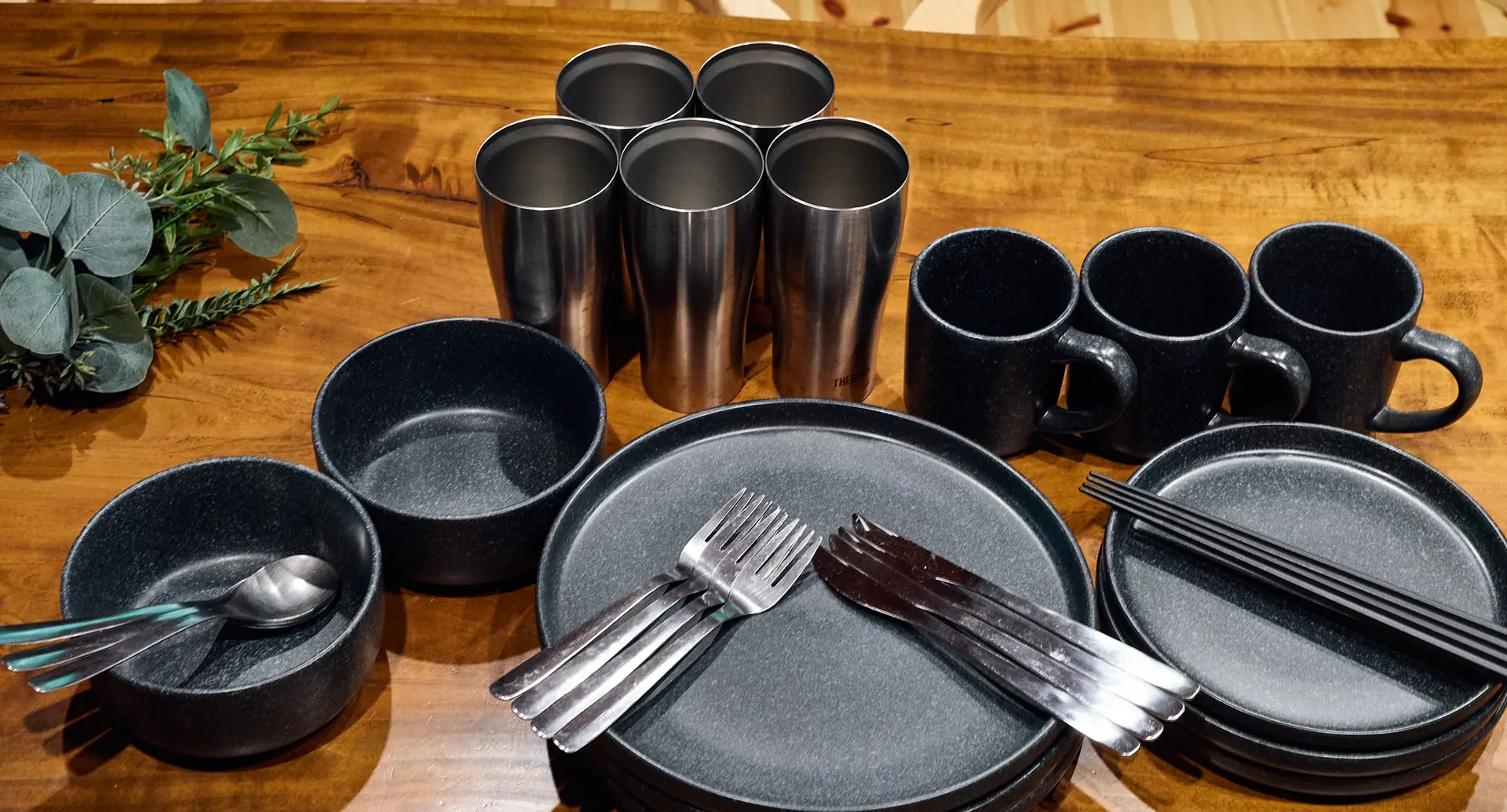 鍋・フライパンなどの調理器具